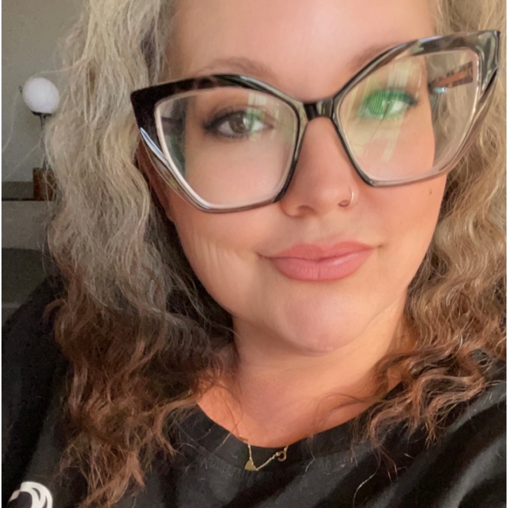 Meet your Posher, Heather